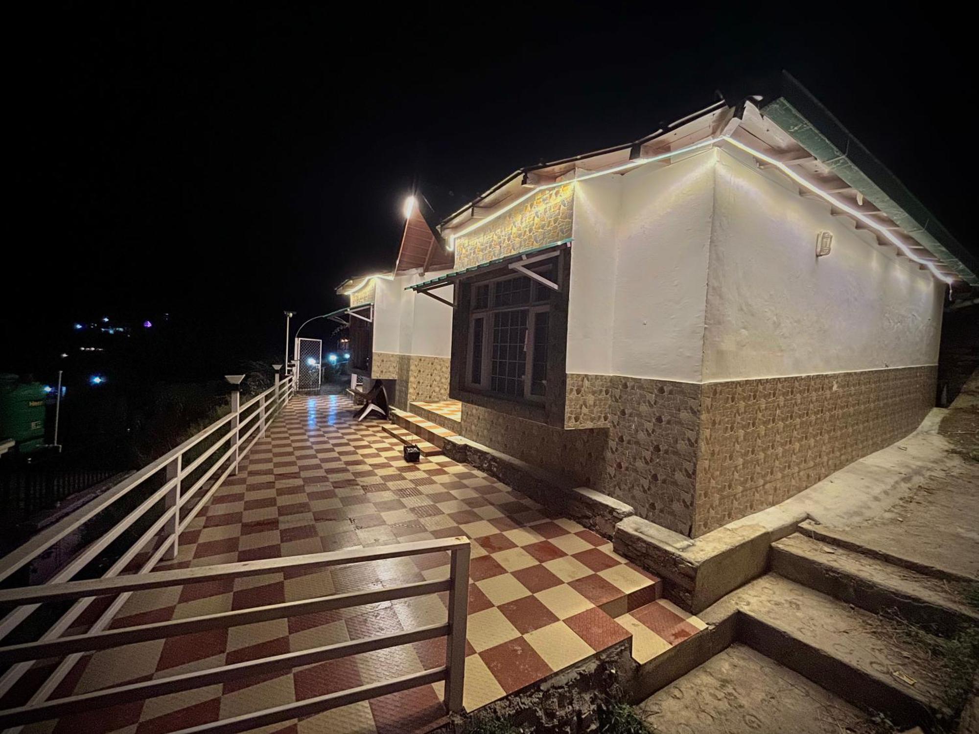 מוקטשוואר Himalayanblues Cottages&Stays מראה חיצוני תמונה